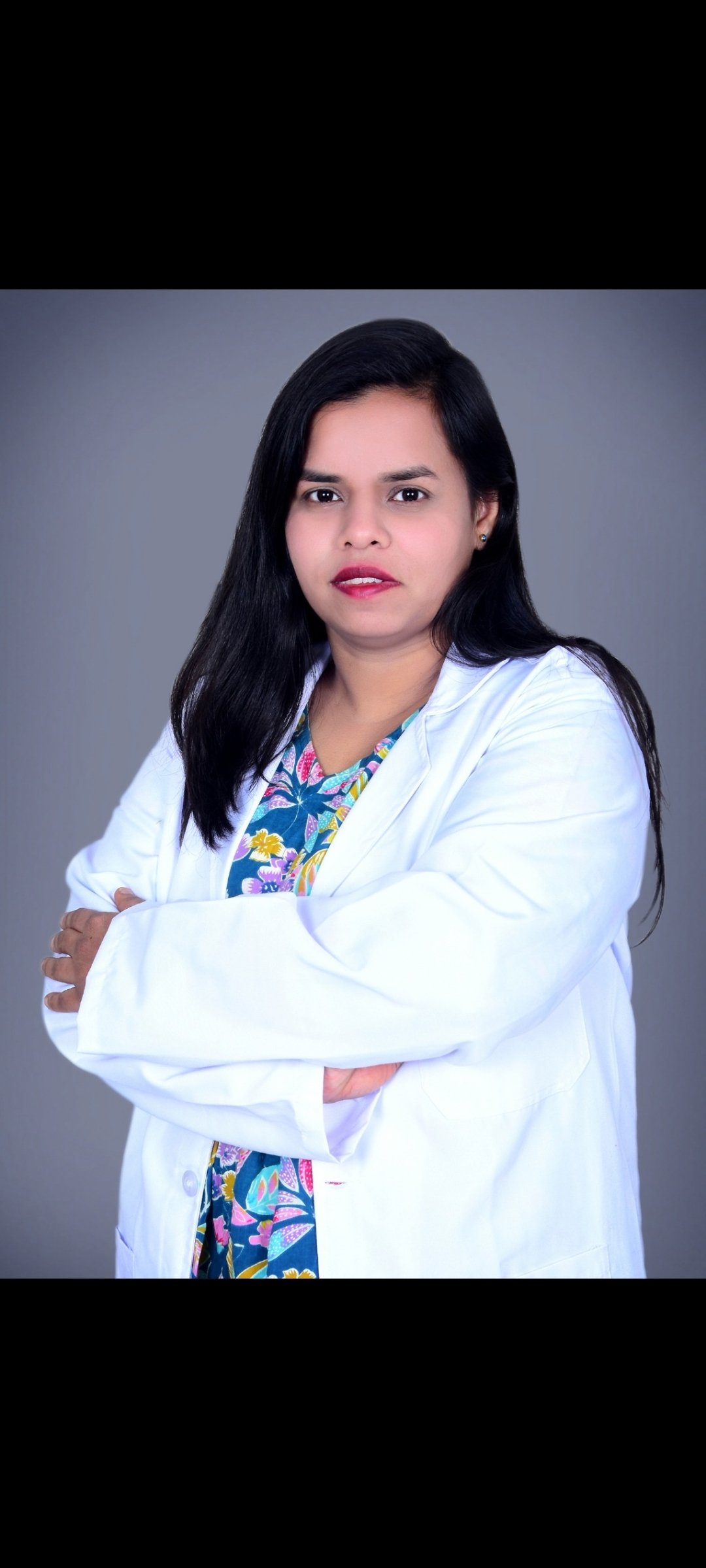 Dr. Grahima Saxena physiotherapist Indore treating neurological and orthopedic patients