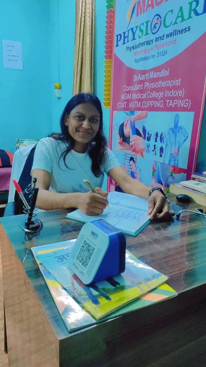 Dr. Aarti Mandloi, experienced physiotherapist in Indore