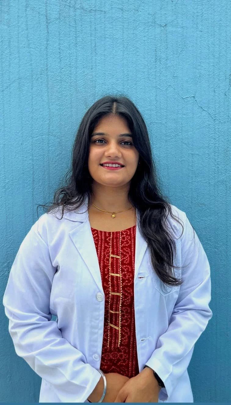 Dr. Srishti Tomar - Best Orthopedic Physiotherapist in Indore